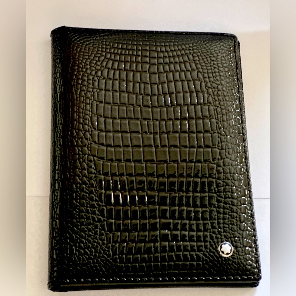 Montblanc Meisterstuck Selection leather passport holder